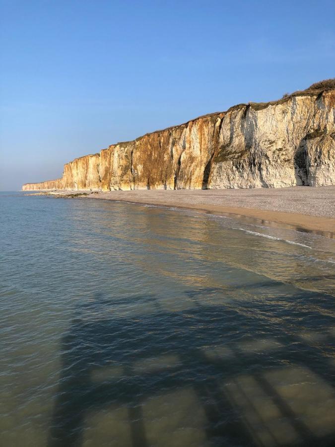 Joli Studio Meuble Proche De La Plage Veules-les-Roses Kültér fotó